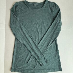 Beyond Yoga Featherweight Classic Crew Pullover Top